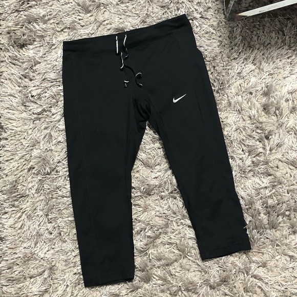 Nike Pants - NIKE RUN Epic Lux Dri-Fit running crop Sz. Small